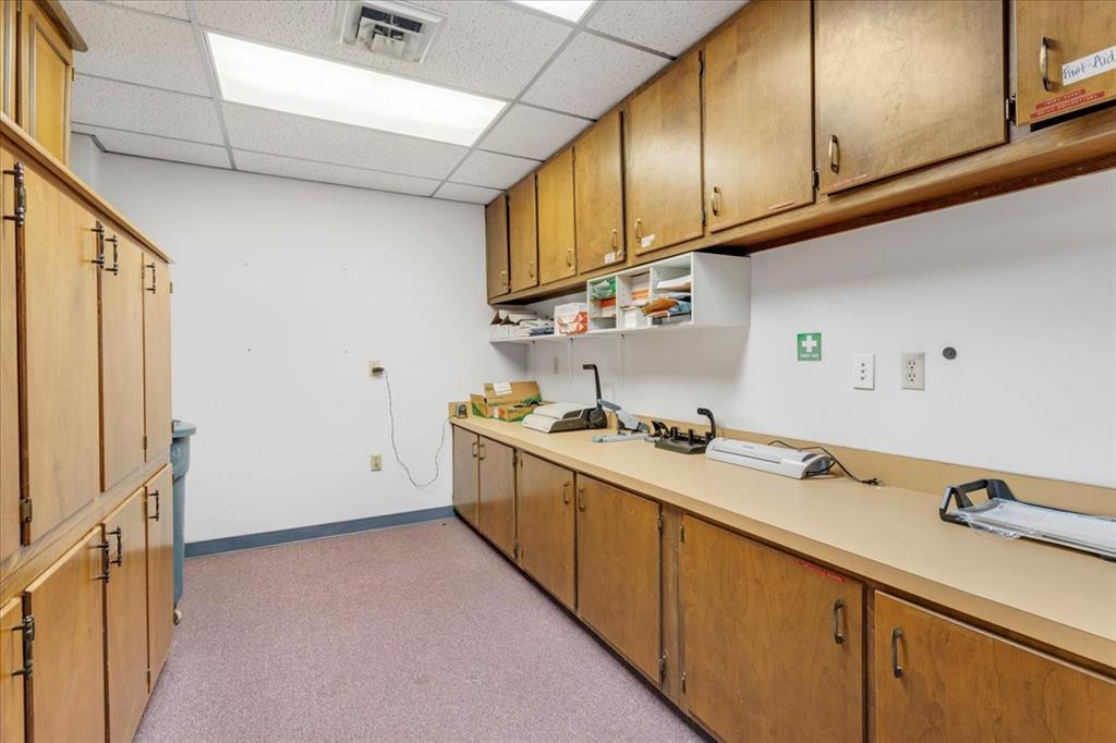 City Of Paris - Commercial Sale