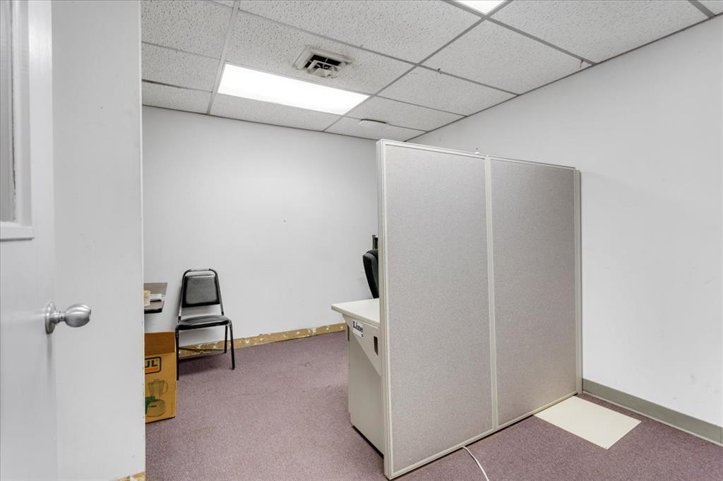 City Of Paris - Commercial Sale