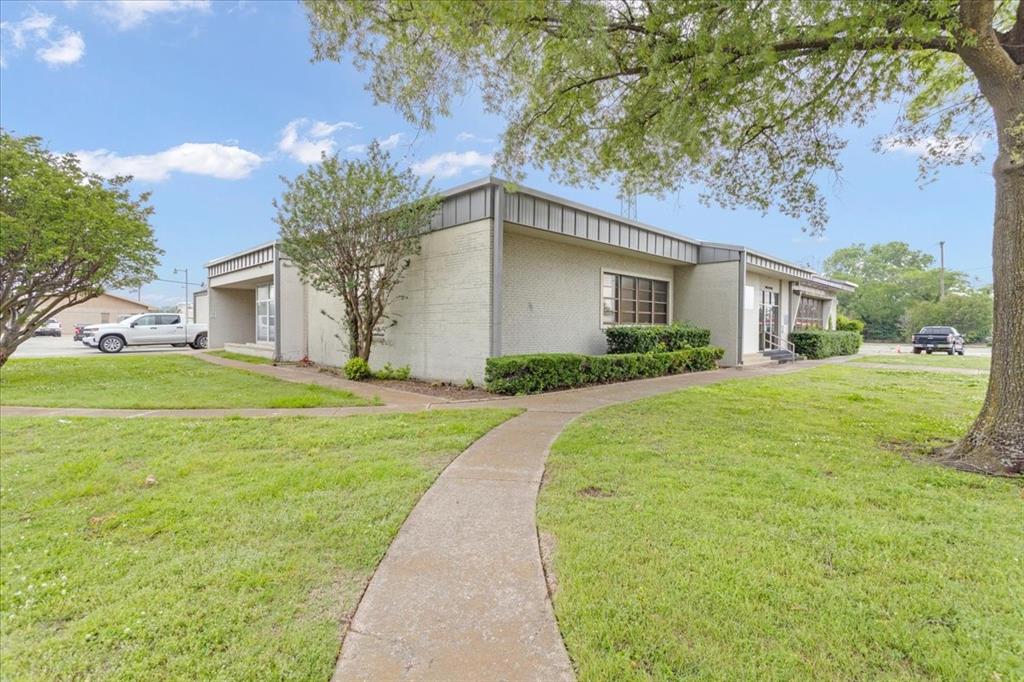 City Of Paris - Commercial Sale