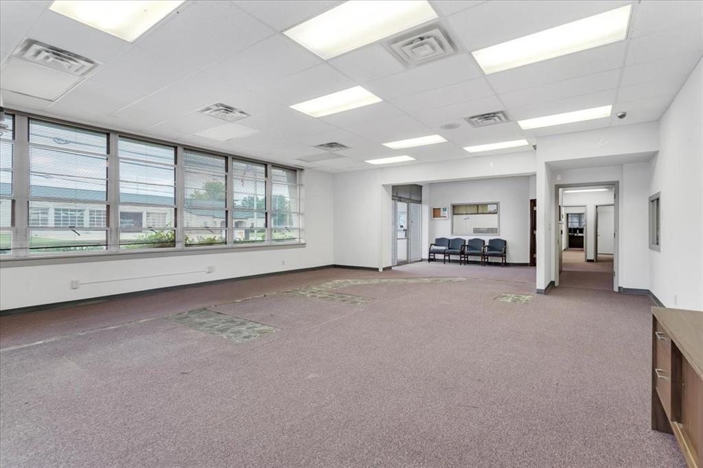 City Of Paris - Commercial Sale