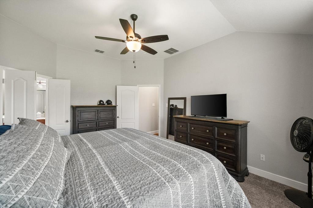 Mira Lagos B - Residential