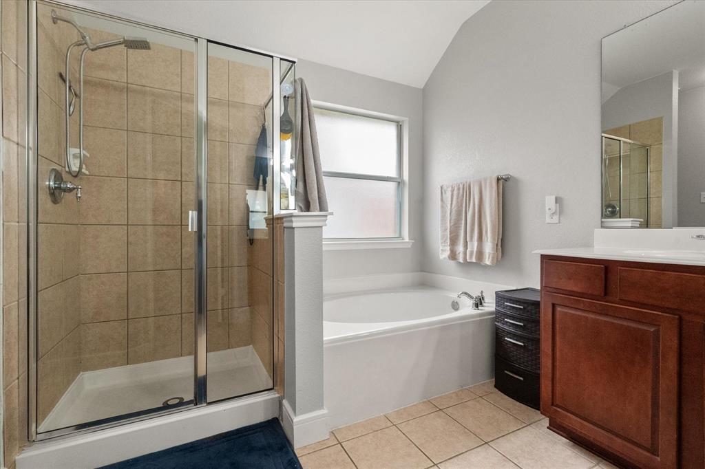 Mira Lagos B - Residential