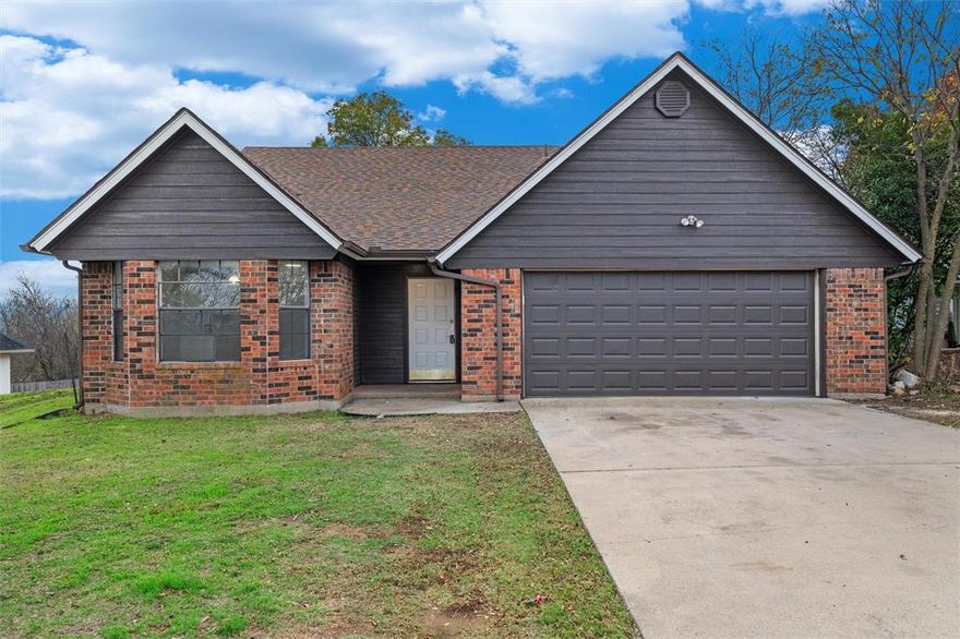 Enjoy city lights and country quiet in Aledo ISD! This gorgeous, updated home sits on a hilltop with fantastic layout. Bright open with spacious living room and kitchen with bay windows. Features 3 bedrooms, 2 updated baths, plus a flex space for office or dining. Recent updates include new paint, flooring, bathrooms, and light fixtures. Move-in ready in a quiet, desirable community, and peaceful setting all in one. Homes in this neighborhood rarely on the market, don’t miss your opportunity to own this one. Schedule your showing today before it's gone!