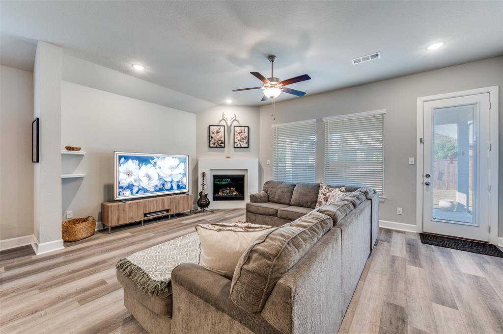 4109 Silver Spur Court