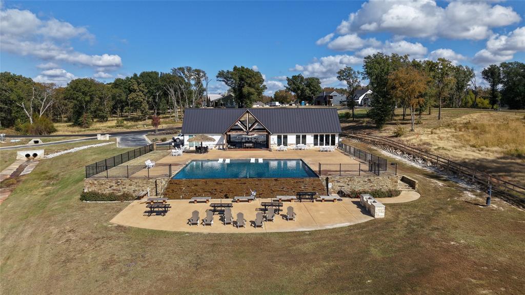 1520 Shoreline Drive