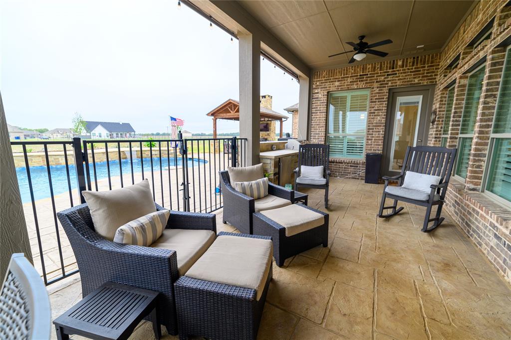 CHAPEL CREEK FARMS AT VAN ALSTYNE PHASE III - Residential