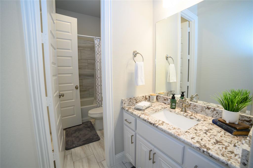 CHAPEL CREEK FARMS AT VAN ALSTYNE PHASE III - Residential