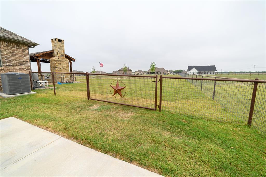 CHAPEL CREEK FARMS AT VAN ALSTYNE PHASE III - Residential