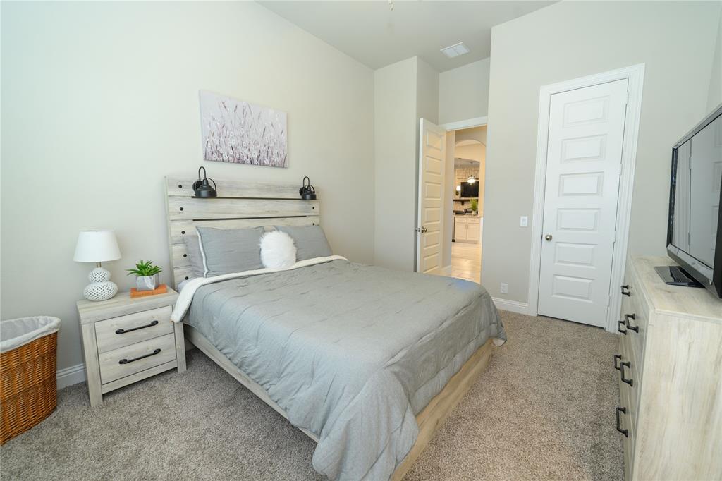 CHAPEL CREEK FARMS AT VAN ALSTYNE PHASE III - Residential