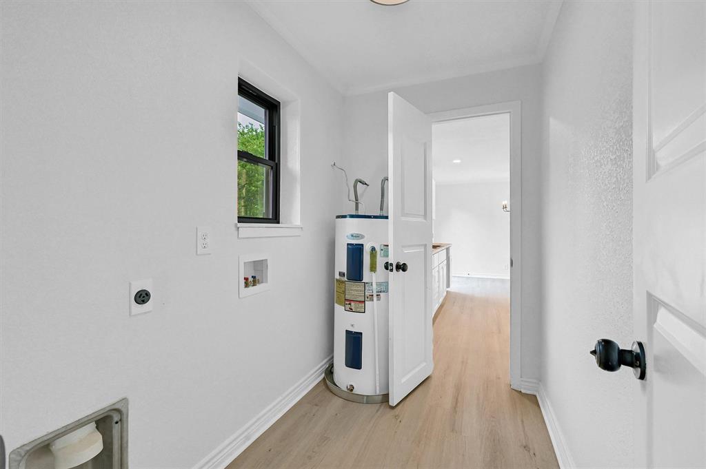 G-1106 SIVILLS S B A-G1106 - Residential