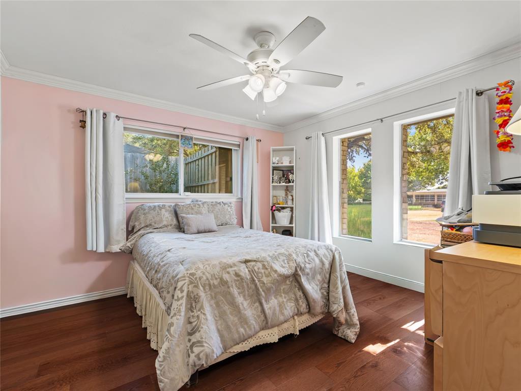 Schreiber Manor 01 Inst - Residential