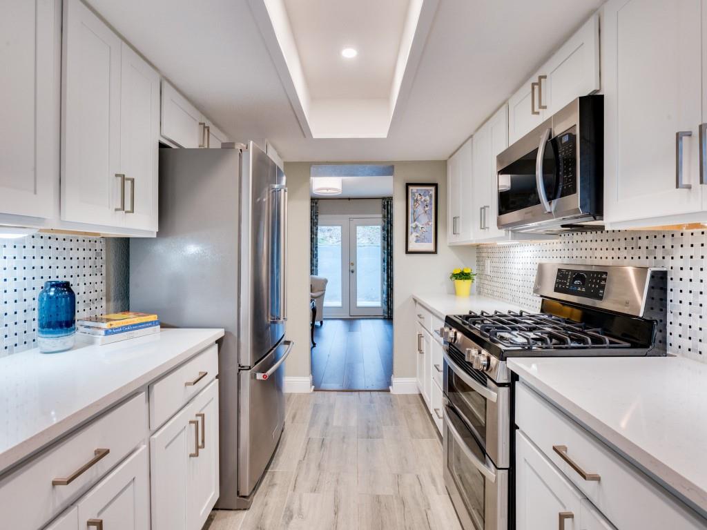 3215 Kiest Forest Drive