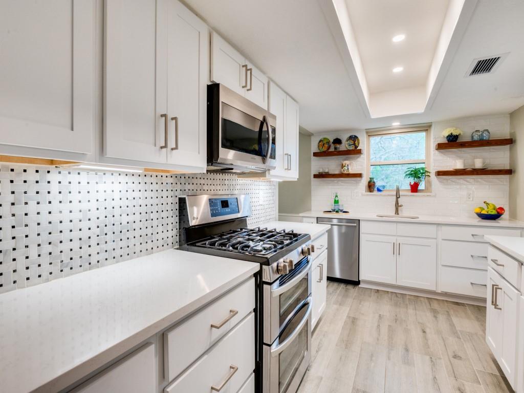 3215 Kiest Forest Drive