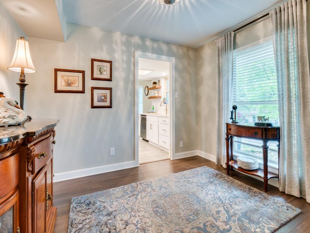 3215 Kiest Forest Drive