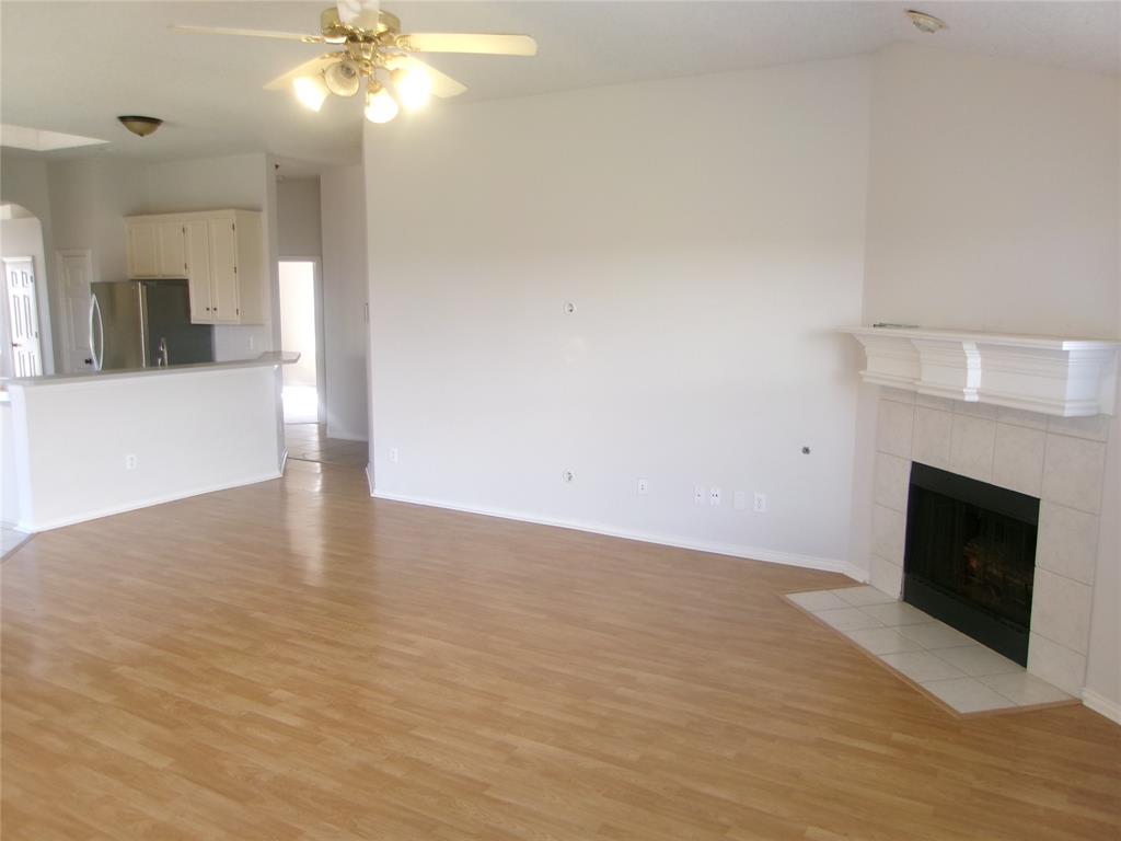 8809 Oakwood Lane