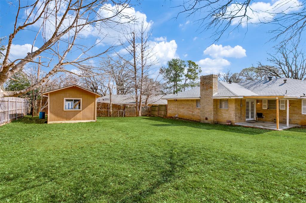 Wilshire VIllage Add - Residential