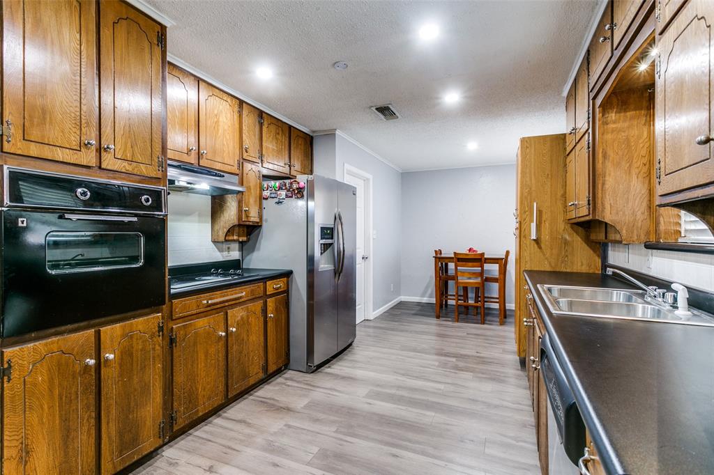 Wilshire VIllage Add - Residential