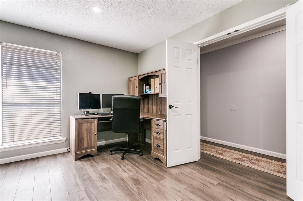 Wilshire VIllage Add - Residential