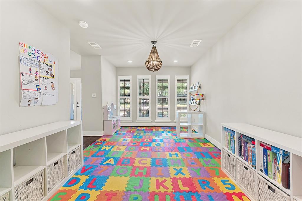3326 Dartmoor Drive