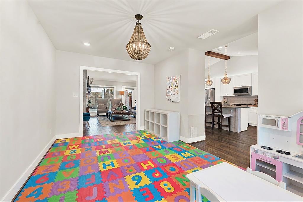 3326 Dartmoor Drive