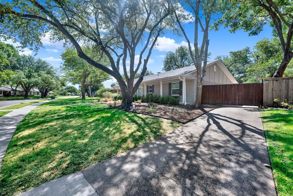 3326 Dartmoor Drive