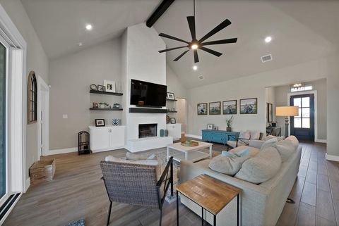 Tiny photo for 2008 Adams Overlook, Weatherford, TX 76088 (MLS # 21209746)