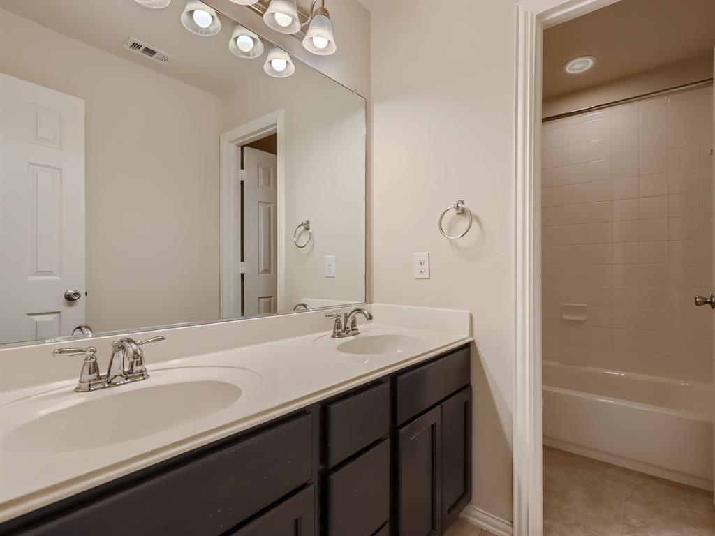 Sunset Pointe Ph Sixteen - Residential