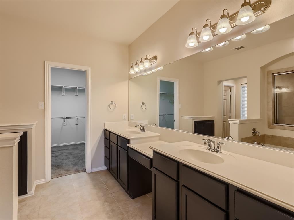 Sunset Pointe Ph Sixteen - Residential