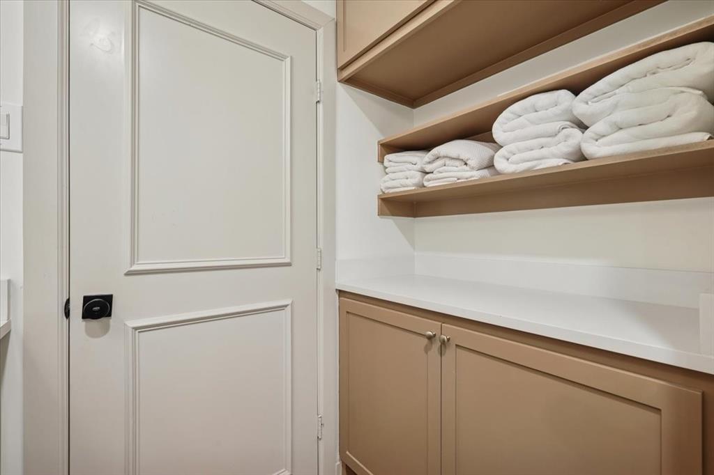 Elizabeth Crane Surv Abs #77 - Residential