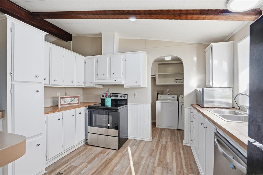 Canyon Creek III - Residential