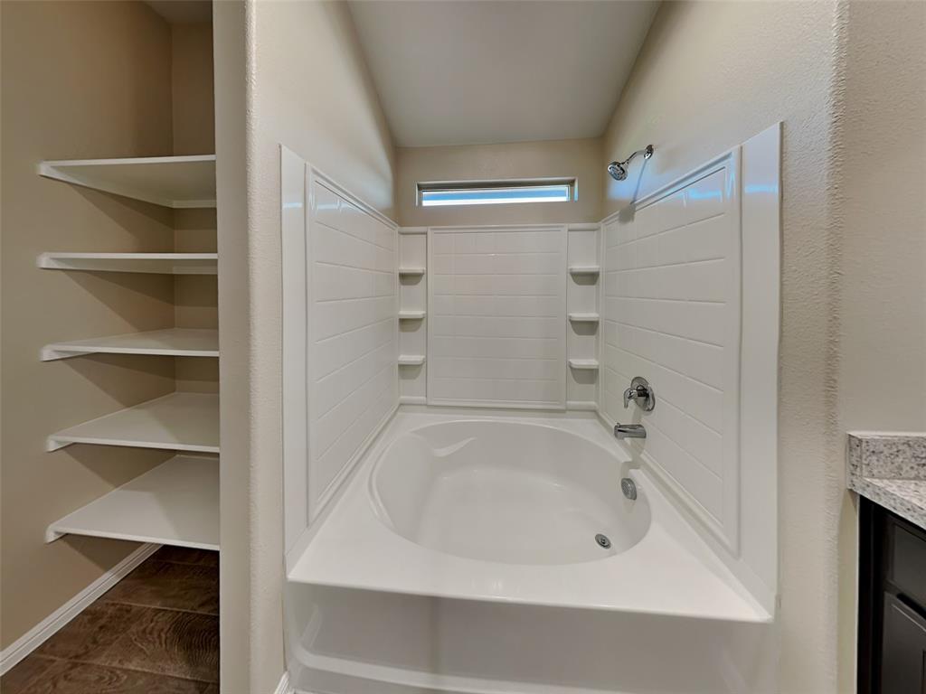 Pioneer Point - Residential Lease