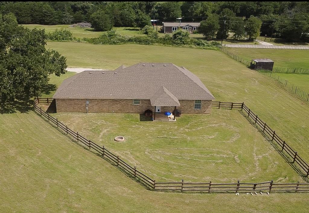 738 Newfield Lane