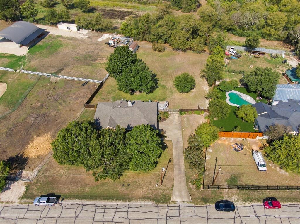 819 Nokomis Circle