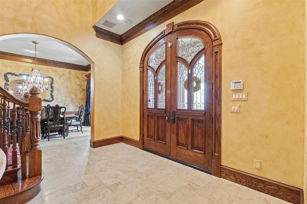 5025 Castle Creek Court
