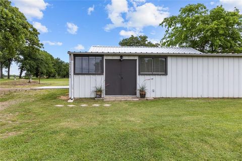 2230 Farm Road 79 Paris TX 75460