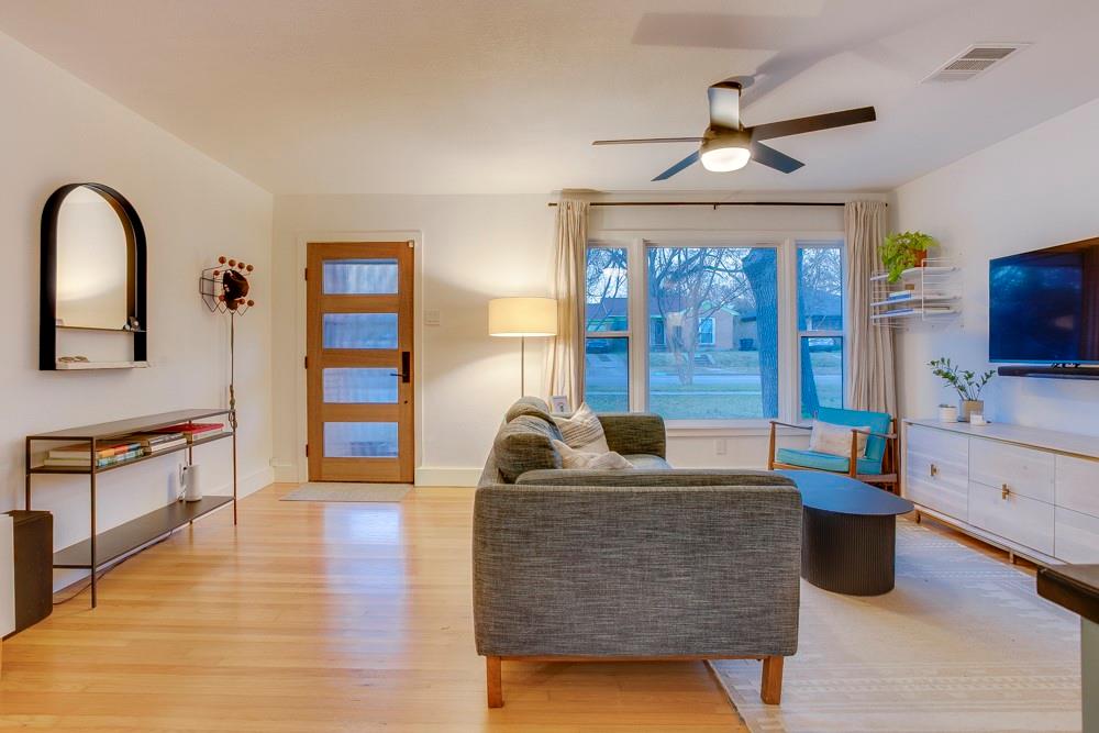 1910 Lansford Avenue