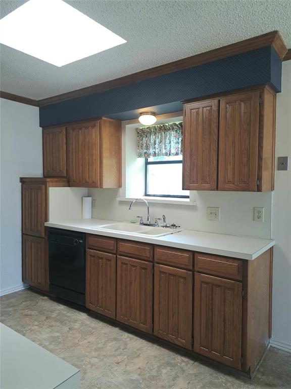 4505 Yellowleaf Drive