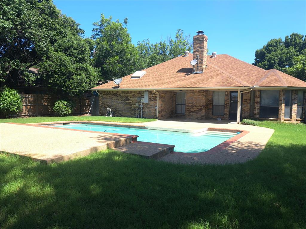 4505 Yellowleaf Drive