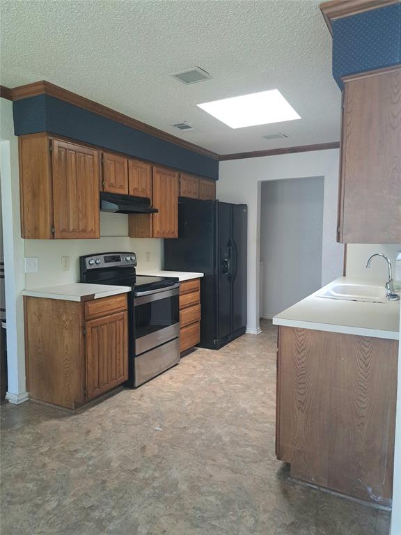 4505 Yellowleaf Drive