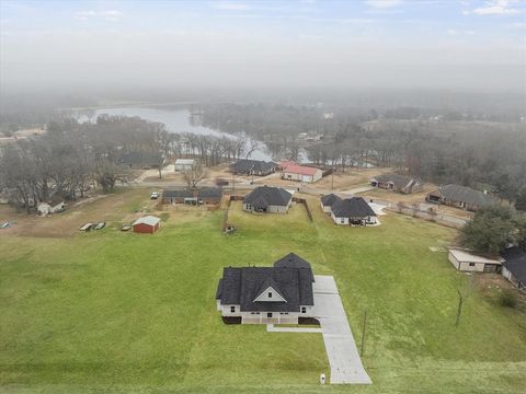 A home in Wills Point