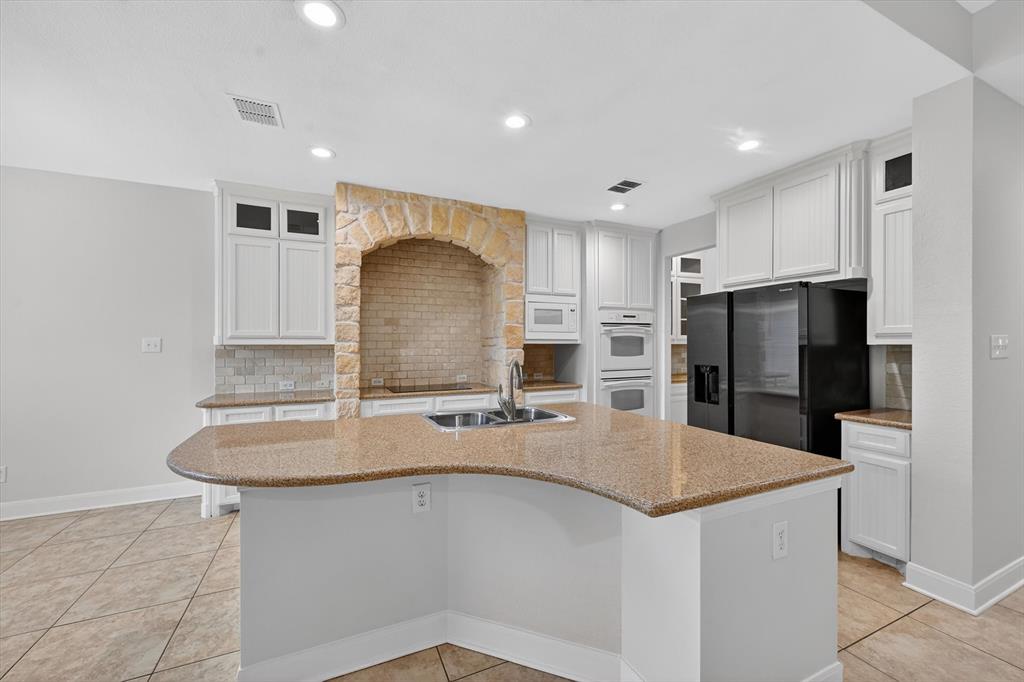 631 Table Rock Drive
