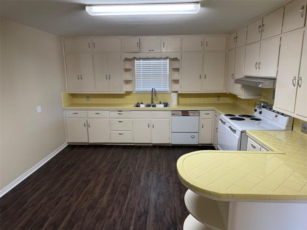 Millsap Rev Add - Commercial Lease