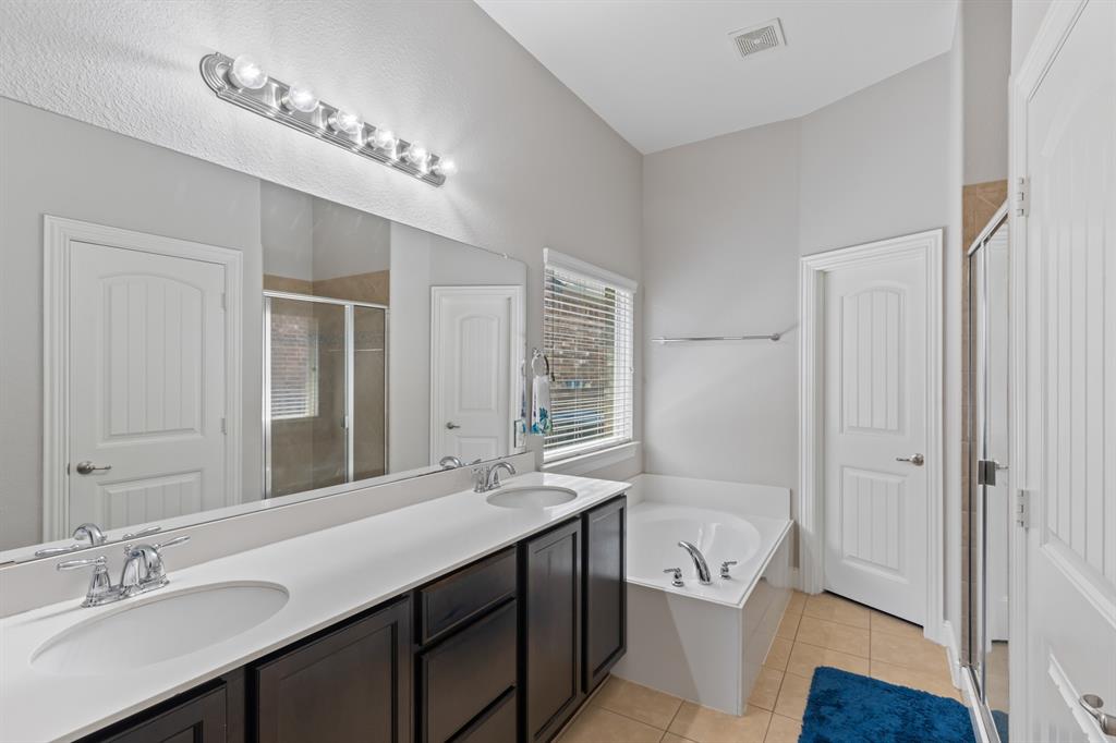 Rivendale By The Lake Ph 2 - Residential