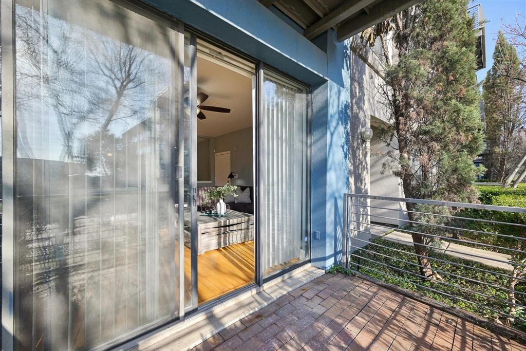 Dallas, Texas 75219, United States, 1 Bedroom Bedrooms, ,1 BathroomBathrooms,Residential,Active,169422