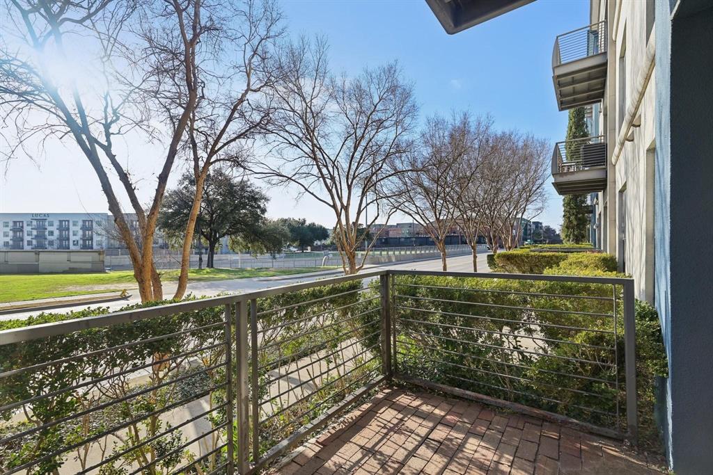 Dallas, Texas 75219, United States, 1 Bedroom Bedrooms, ,1 BathroomBathrooms,Residential,Active,169422