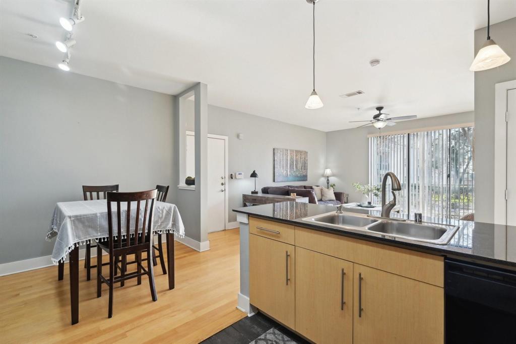 Dallas, Texas 75219, United States, 1 Bedroom Bedrooms, ,1 BathroomBathrooms,Residential,Active,169422