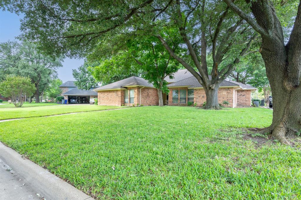 1525 Inverness Road