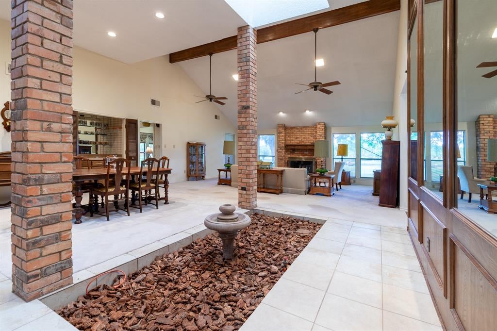 1525 Inverness Road