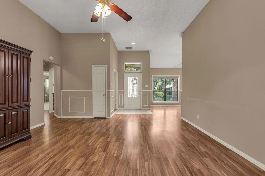 800 Fawn Valley Drive