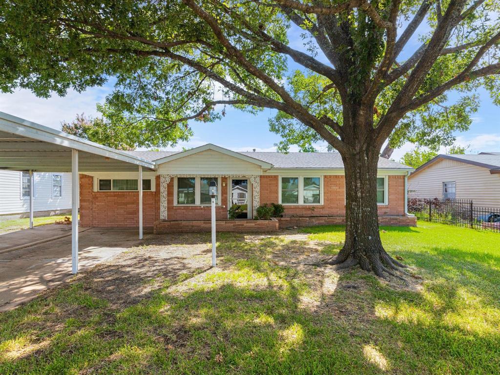 View Ennis, TX 75119 house